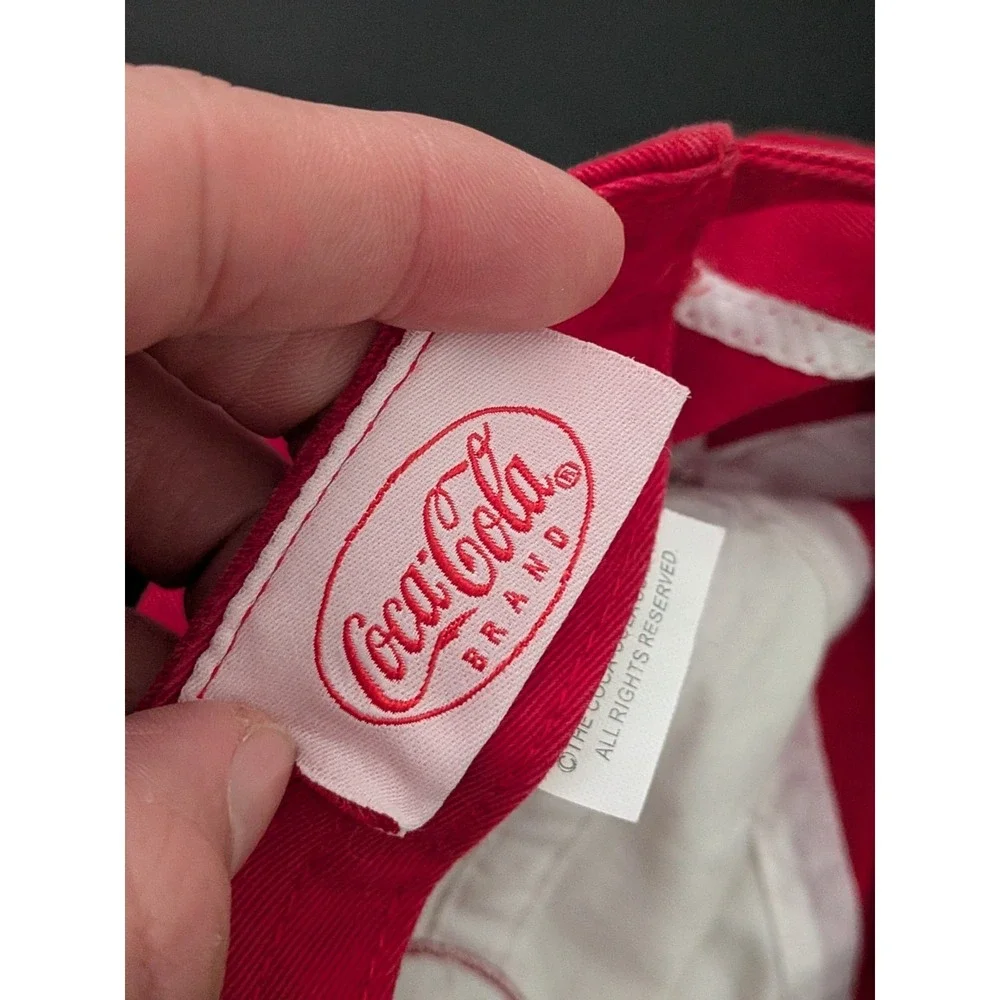 World Of Coca Cola Strapback‎ Baseball Hat Cap Red White Youth OSFM